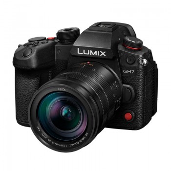 PANASONIC GH7 + 12-60/2,8-4...